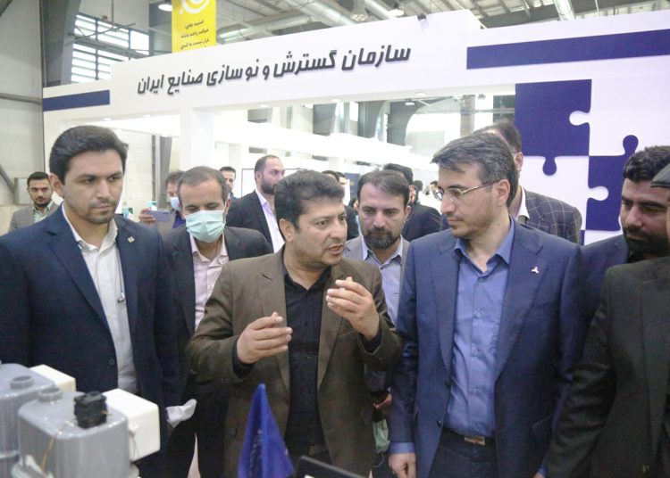 حضور واحد فناوری های نوین و هوشمند سازی مگفا در نمایشگاه در نخستین نمایشگاه خدمات کسب و کار ایران